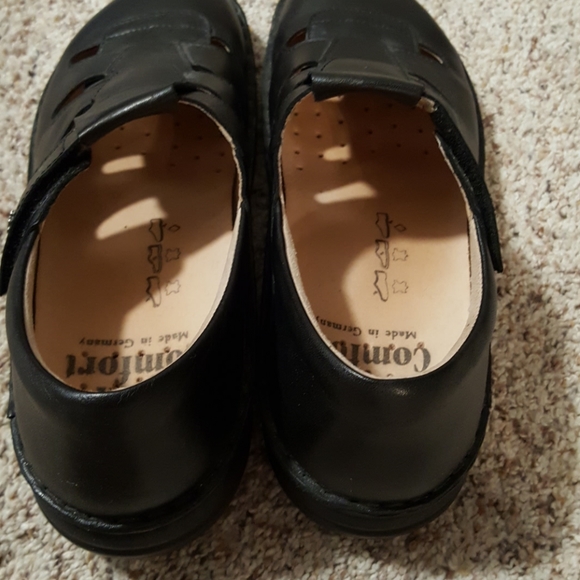 Gently worn Finn Comfort perforated footbed - Picture 7 of 9